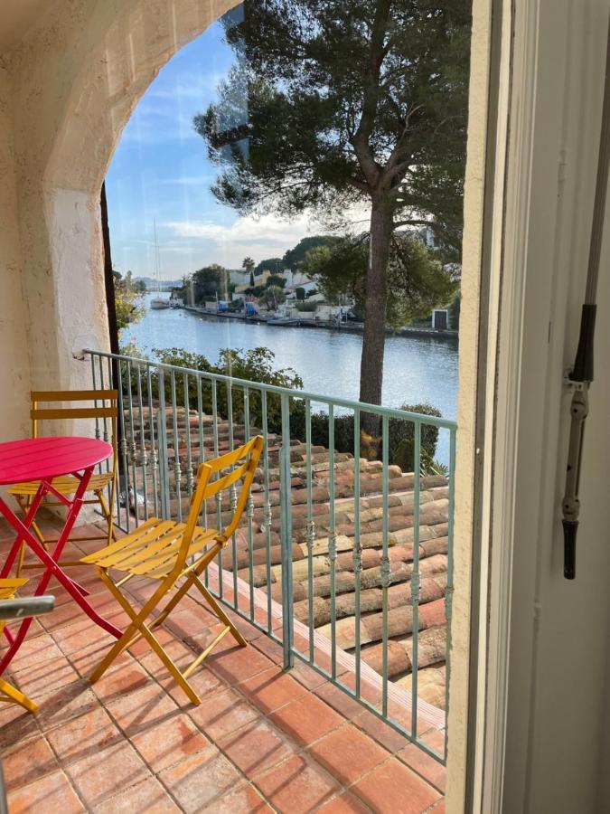 Appartement Centre Port-Grimaud Avec Vue Magnifique Sur La Giscle Esterno foto