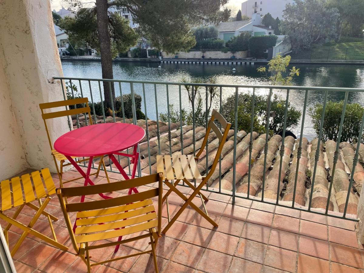 Appartement Centre Port-Grimaud Avec Vue Magnifique Sur La Giscle Esterno foto